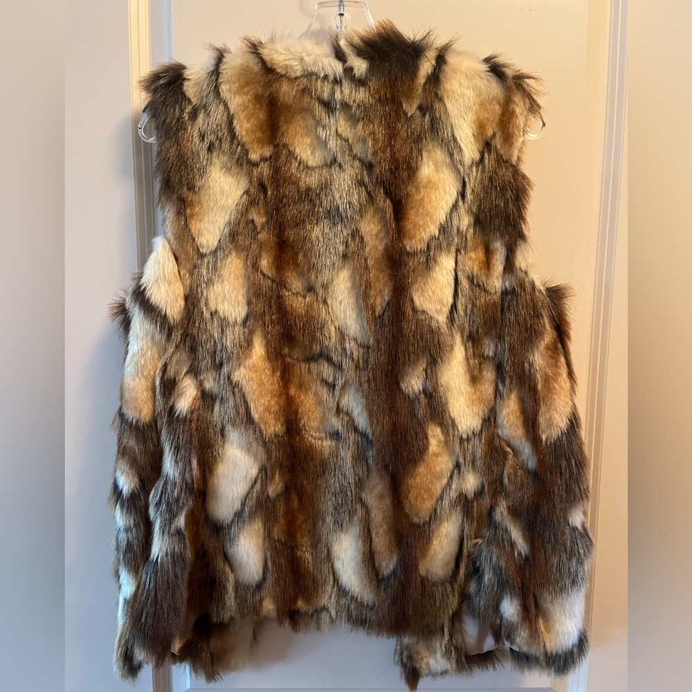 Sam Edelman Faux Fur Shell - Picture 3 of 4